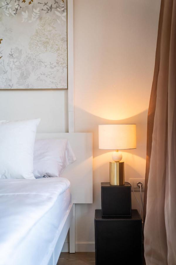 Villa Maria Boutique Apartment St Pauls Appiano Sulla Strada Del Vino Bagian luar foto
