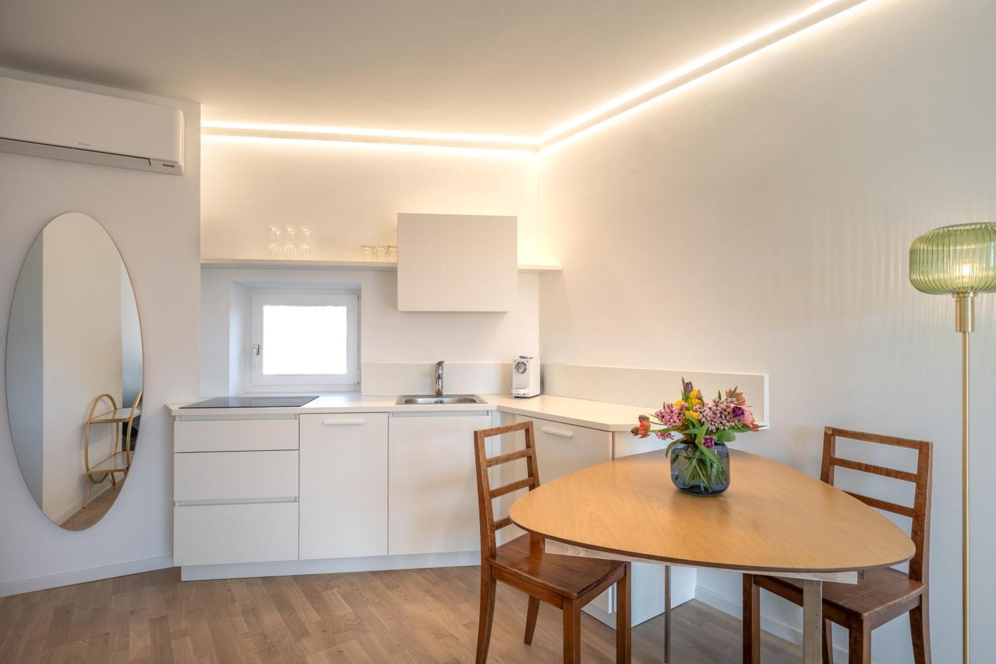Villa Maria Boutique Apartment St Pauls Appiano Sulla Strada Del Vino Bagian luar foto