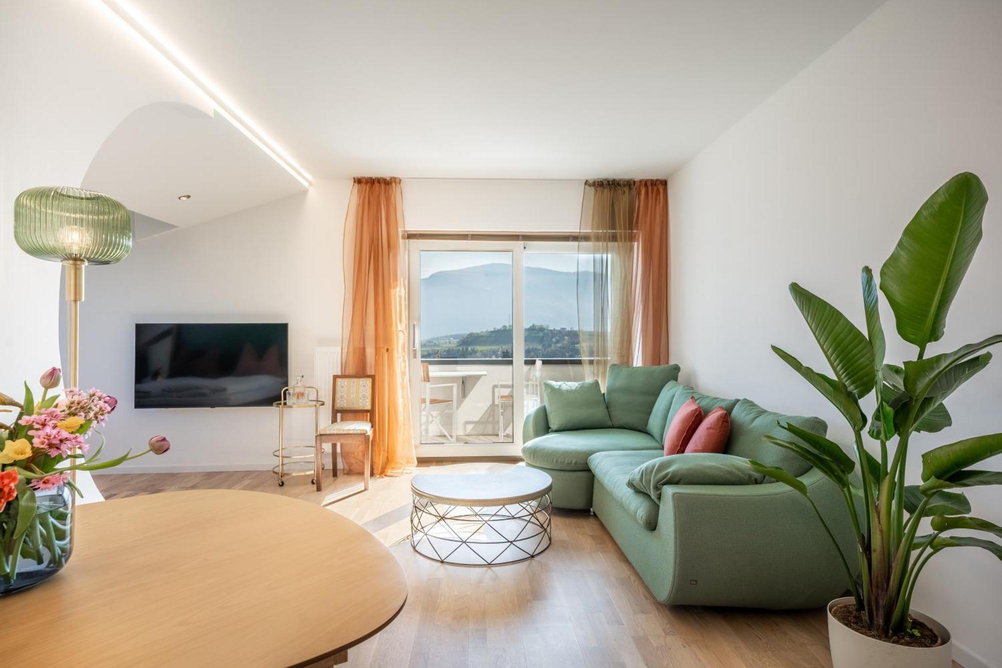 Villa Maria Boutique Apartment St Pauls Appiano Sulla Strada Del Vino Bagian luar foto