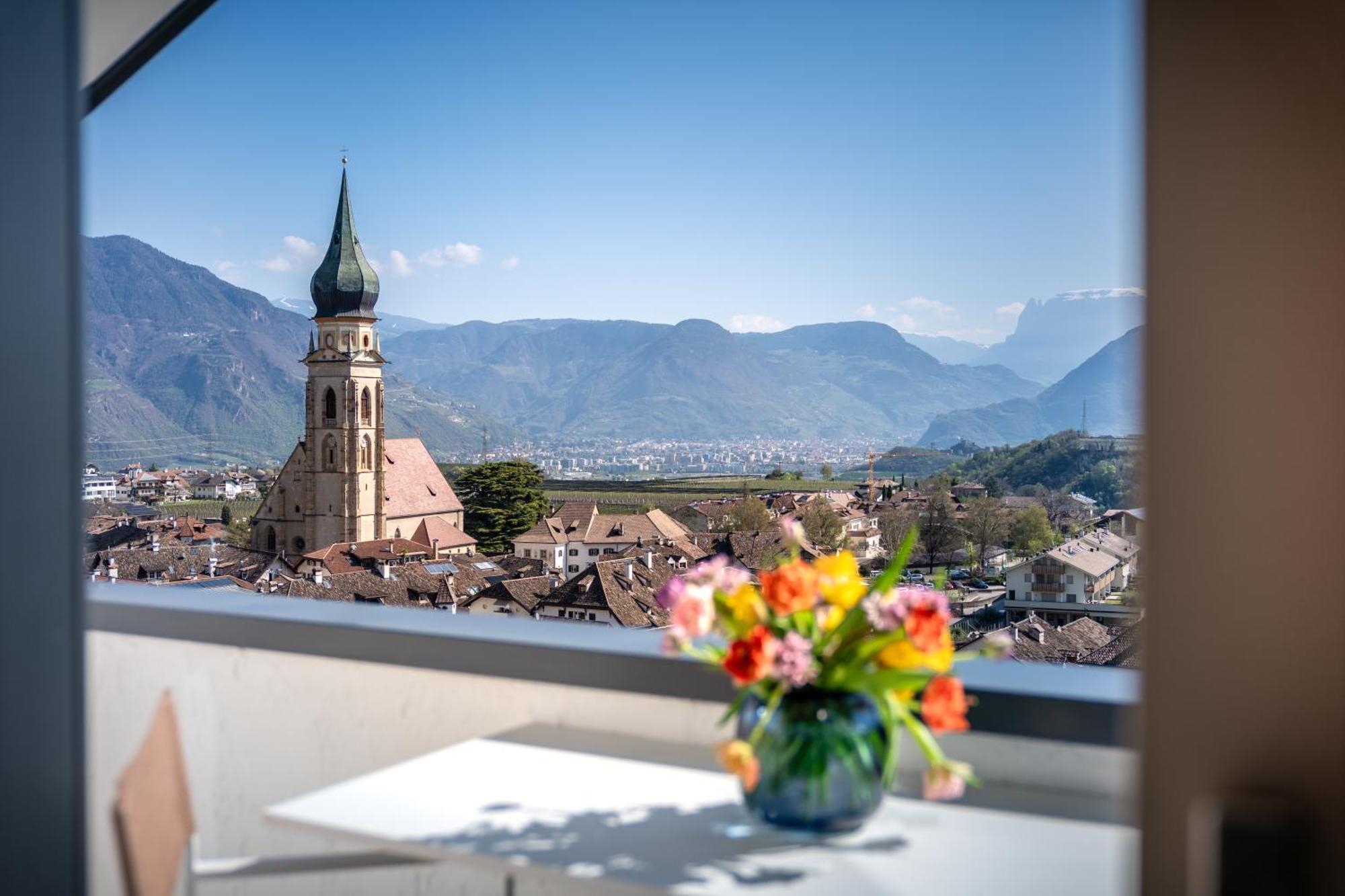 Villa Maria Boutique Apartment St Pauls Appiano Sulla Strada Del Vino Bagian luar foto